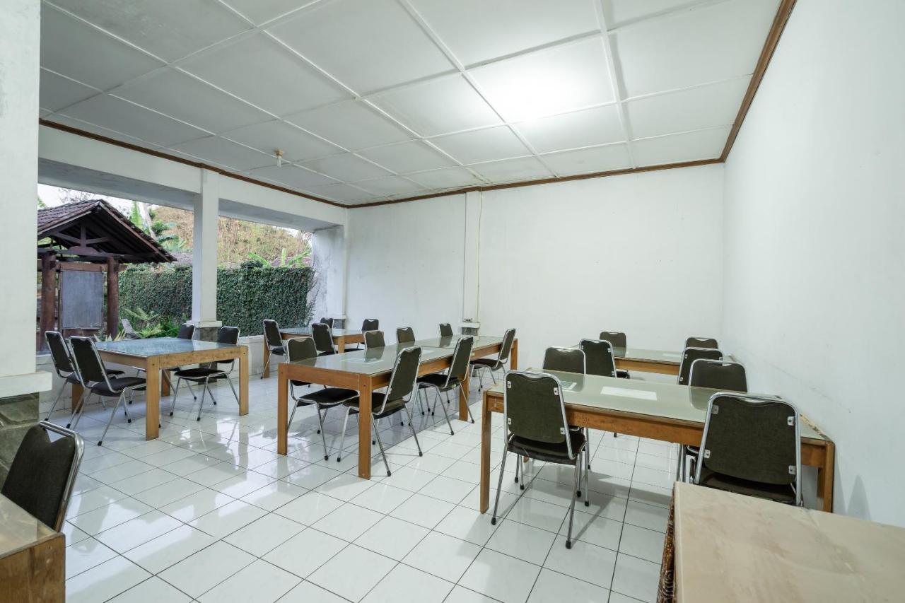 Hotel Super Oyo 1778 Omah Duwet Beran Kidul Exteriér fotografie